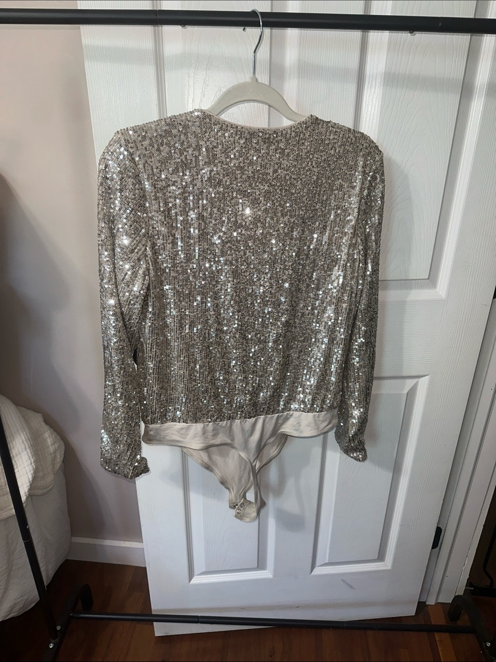 Express Silver Sequin V-Neck Long Sleeve Bodysuit - Picture 3 of 3